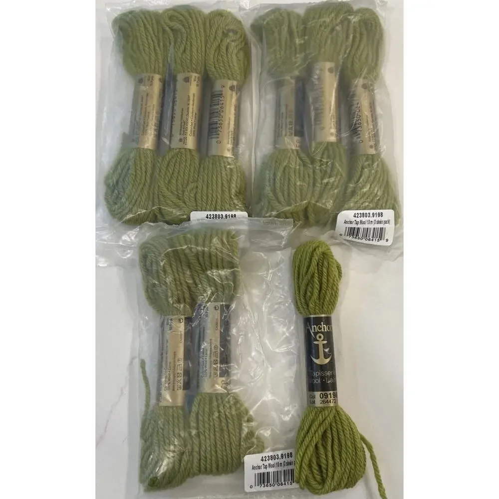 Vtg Anchor Tapisserie 100% Wool Yarn Green 9 Skeins 10M #09198 Embroidery Thread